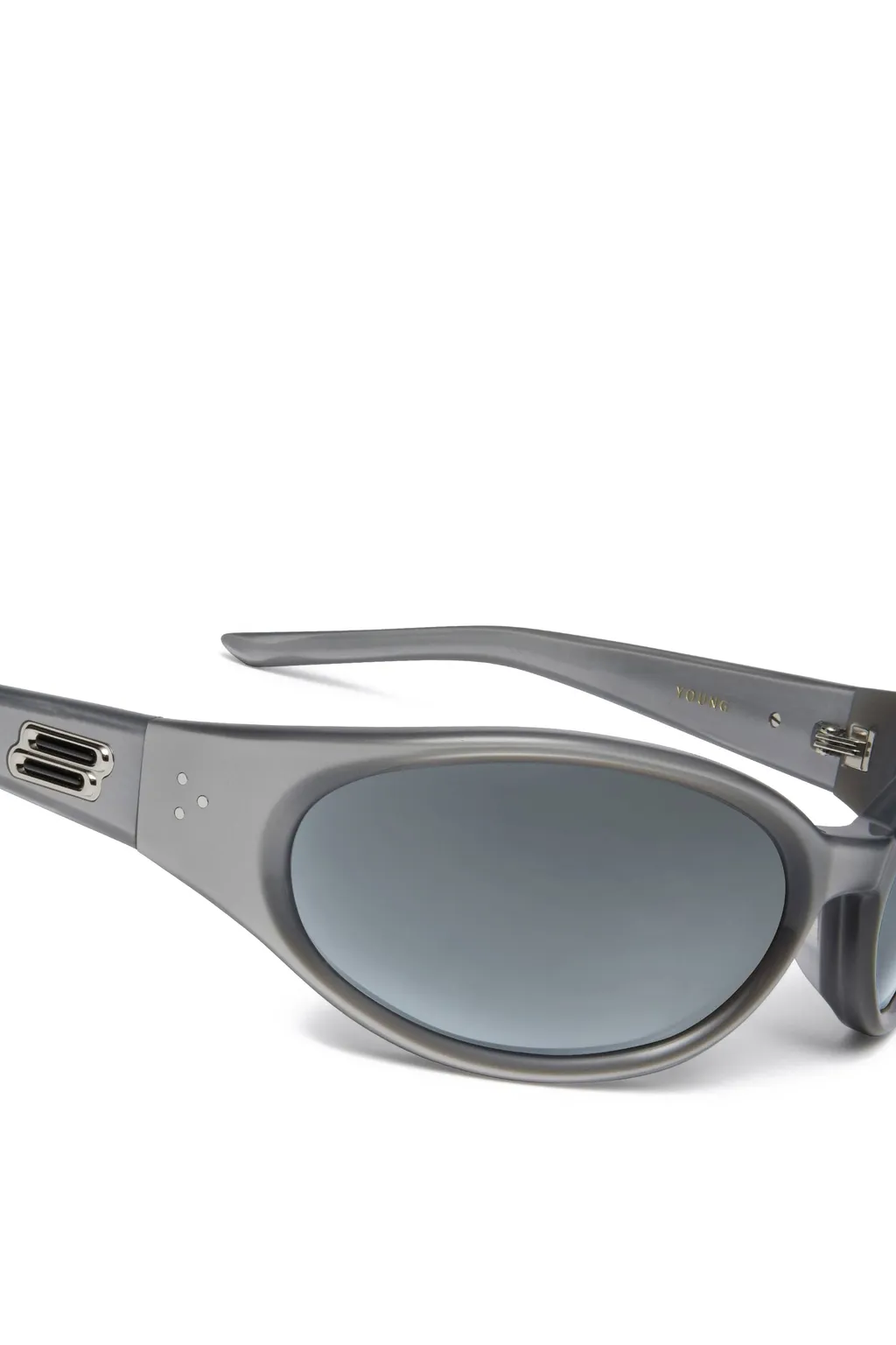 Young-G13 / Gry