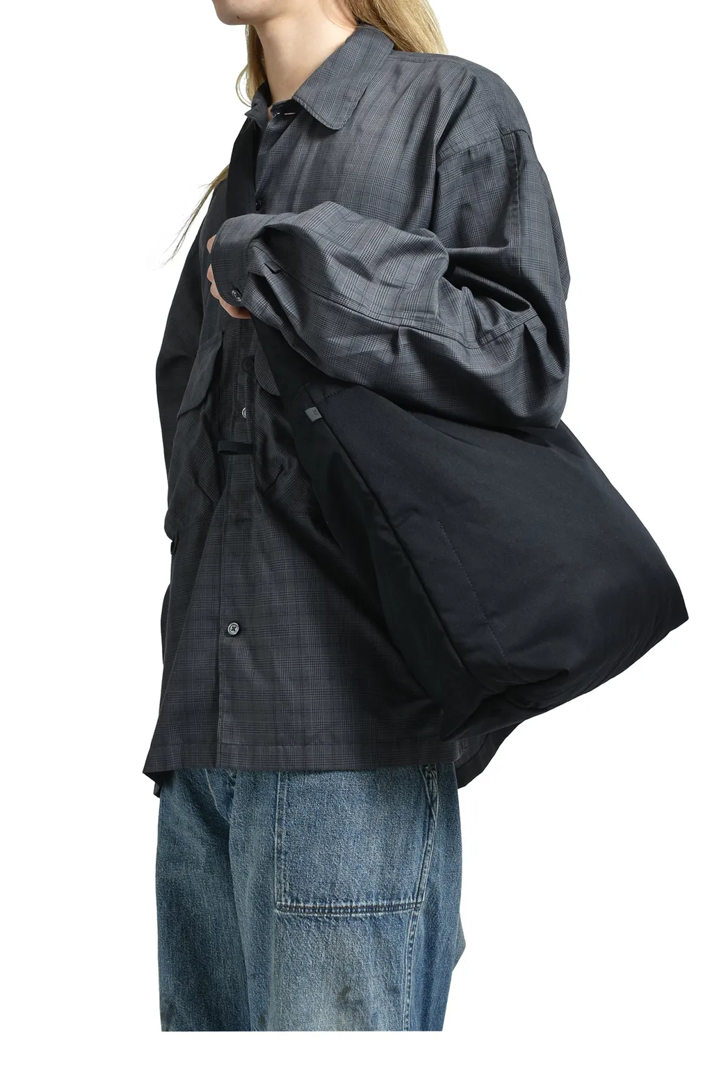 Tech Sling Bag / Black
