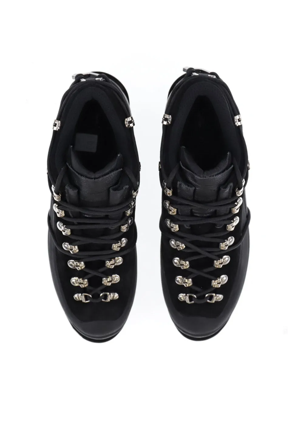 Low Hiking Boots / Black
