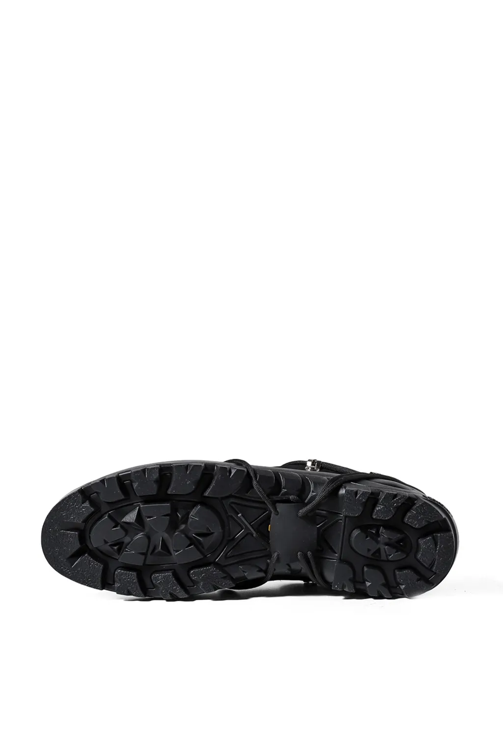 Low Hiking Boots / Black