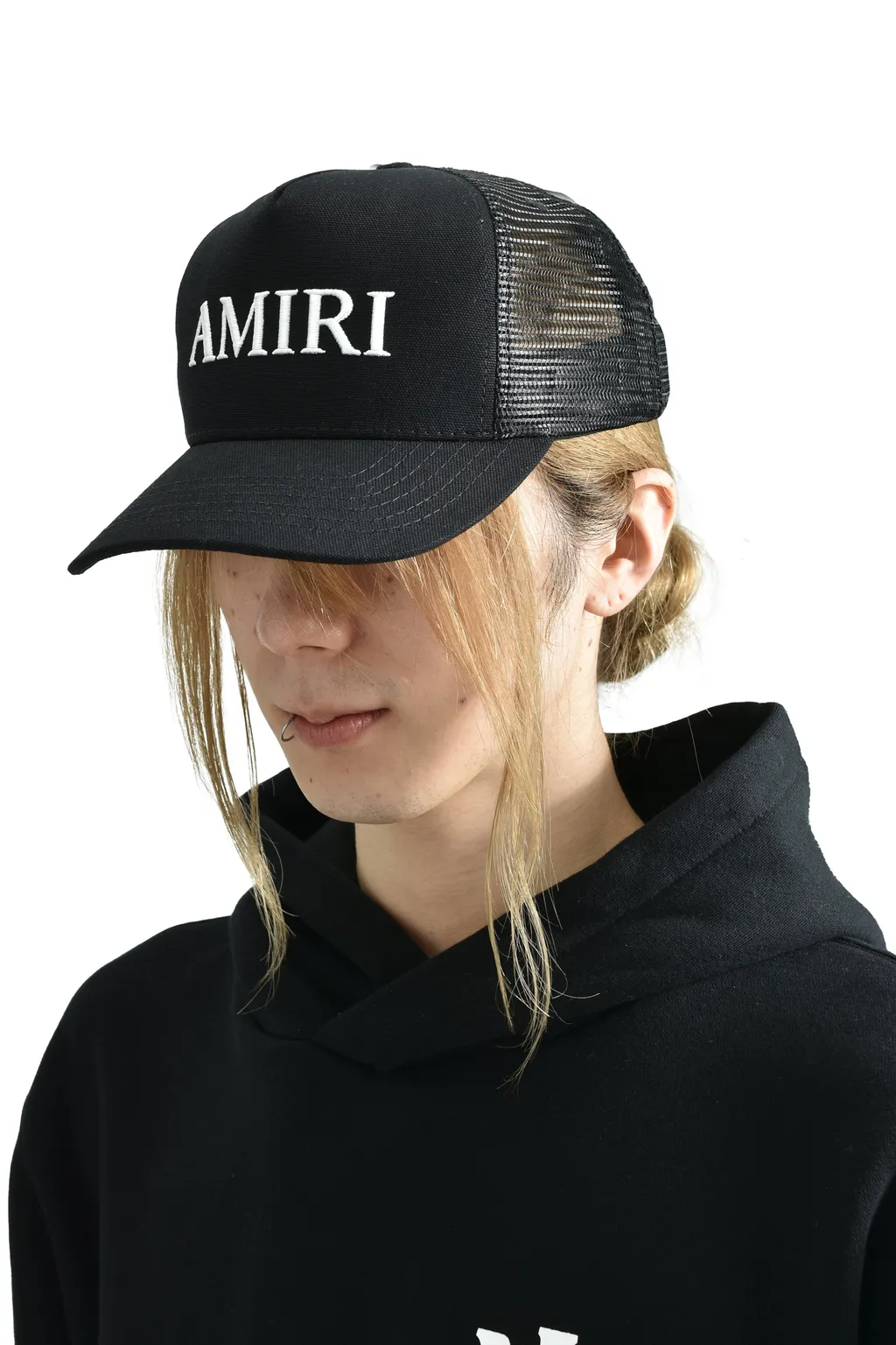 Amiri Core Logo Trucker Hat / Blk