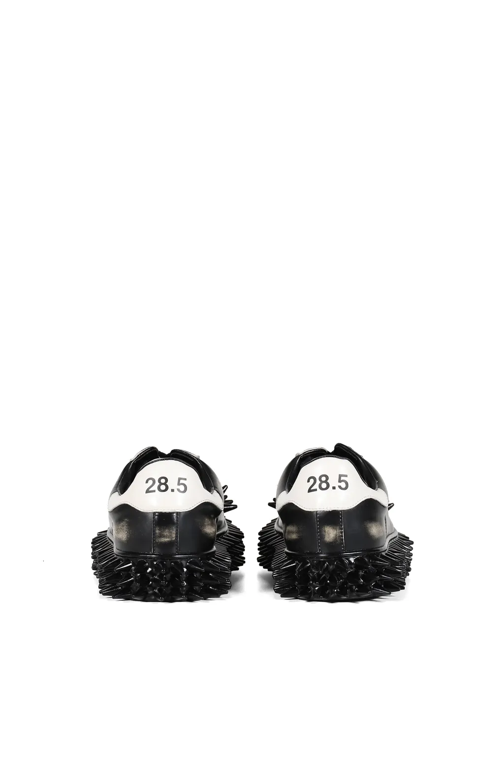 Spiky Leather Sneaker / Black