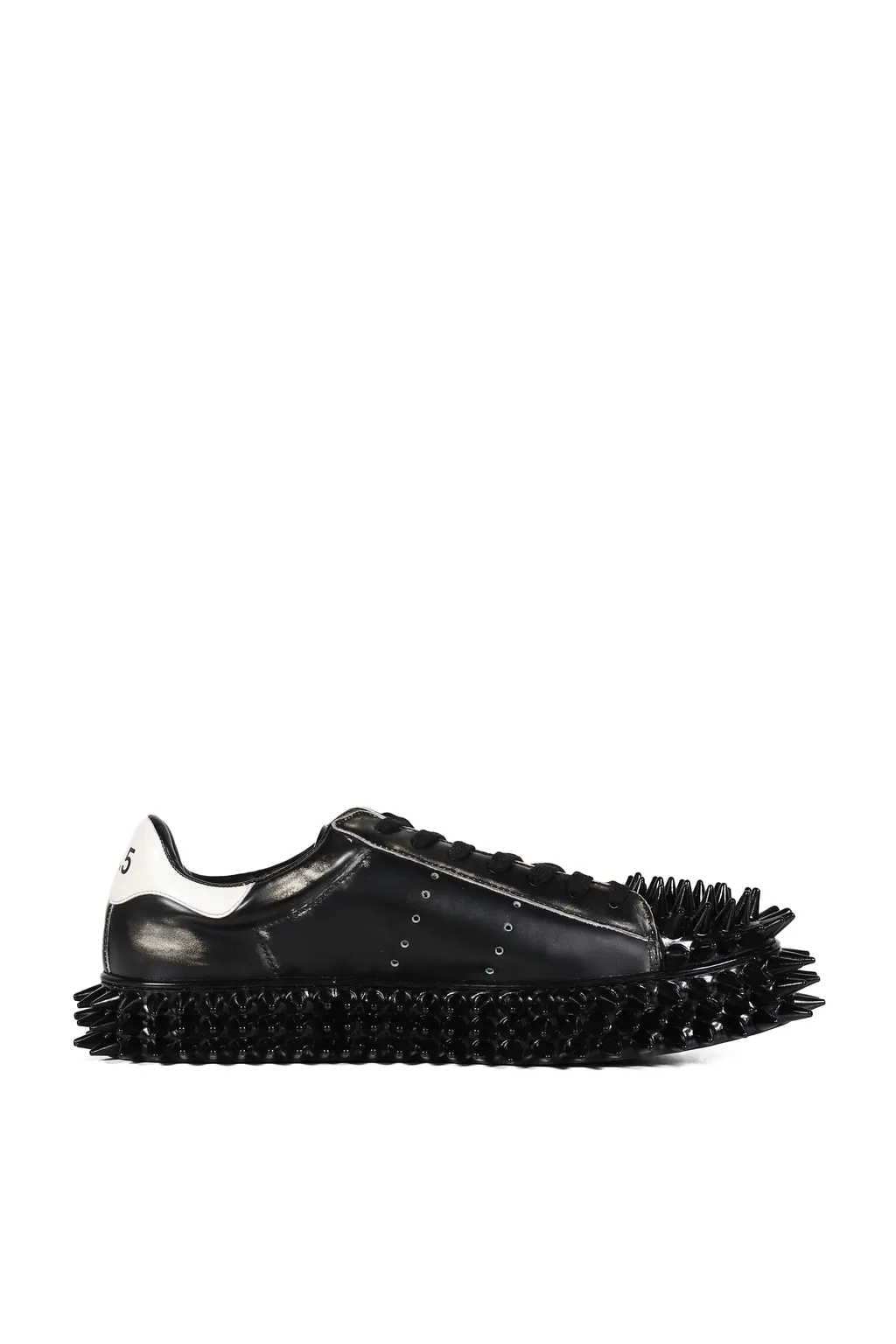 Spiky Leather Sneaker / Black