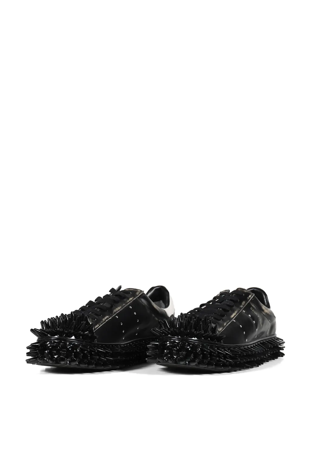 Spiky Leather Sneaker / Black