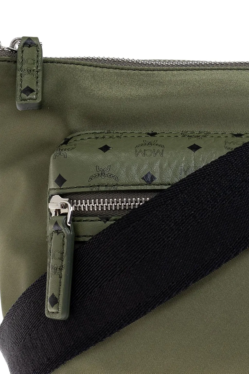 Mcm Jacquard Zipped Shoulder Bag