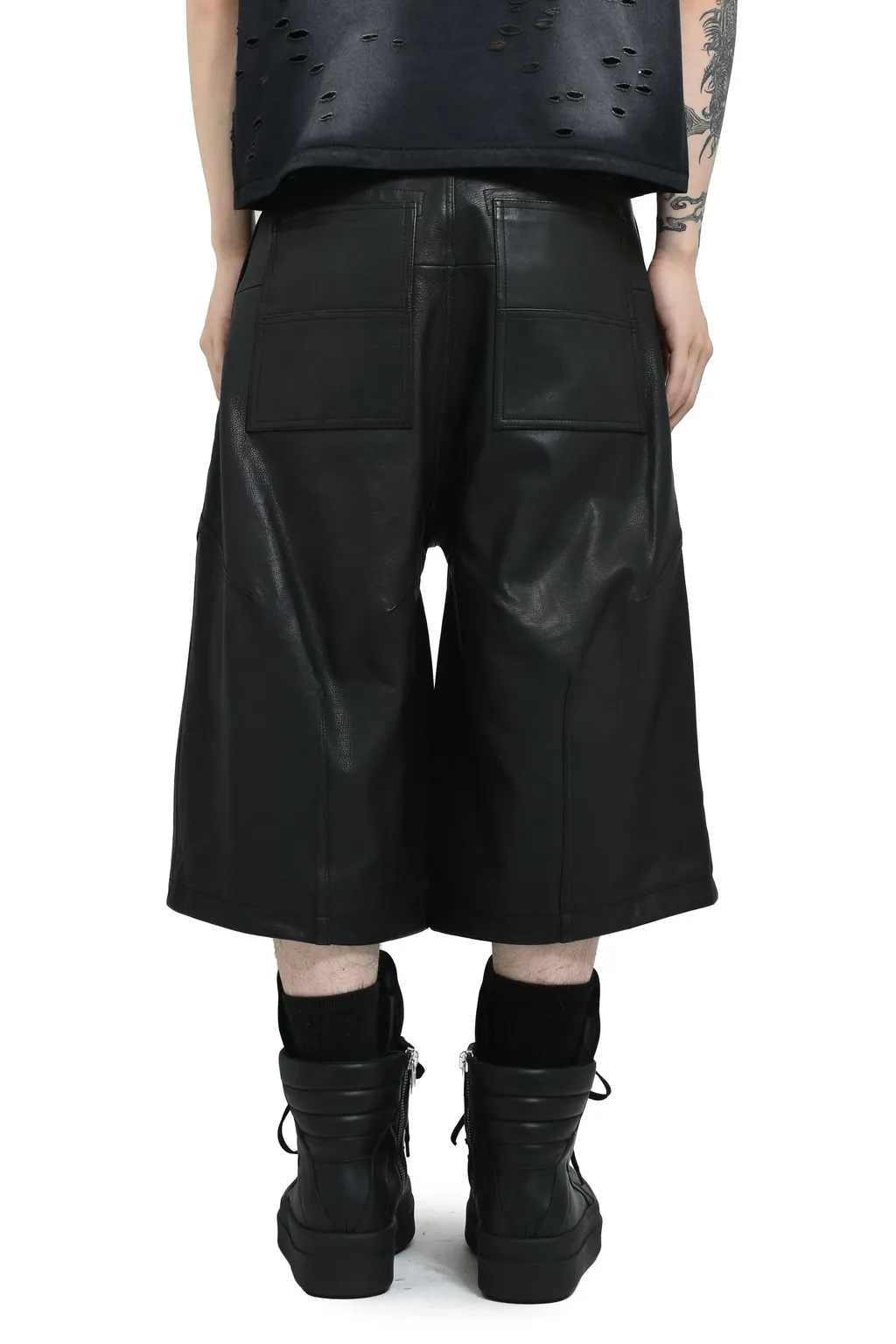 Cow Leather Baggy Shorts / Blk