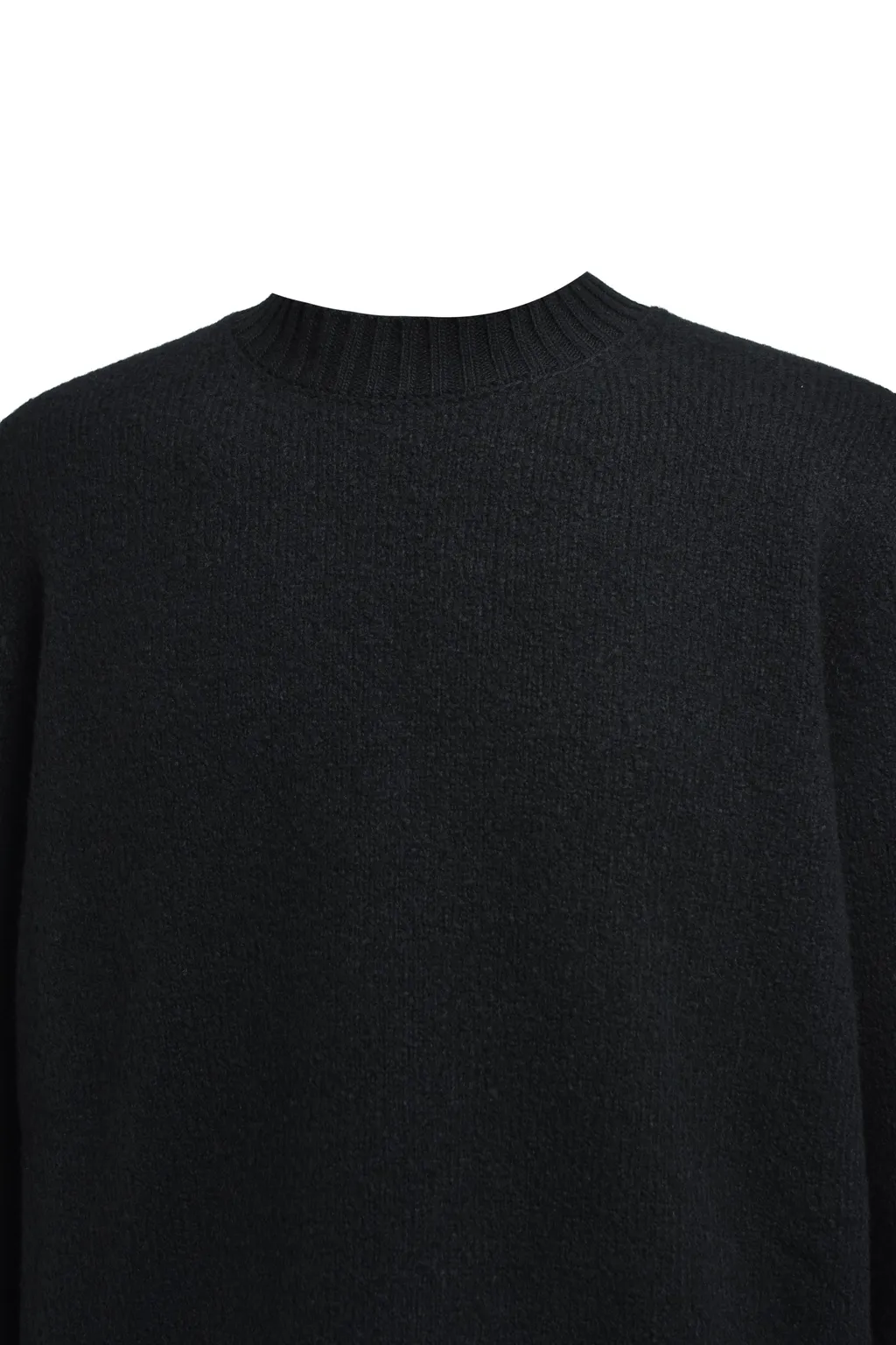 Crew Neck / Black
