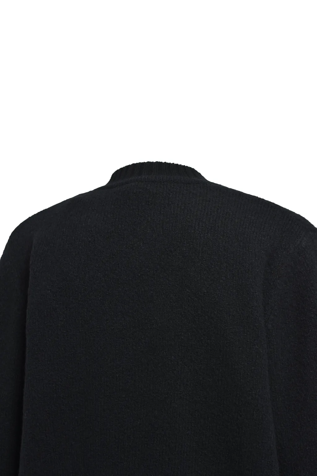 Crew Neck / Black