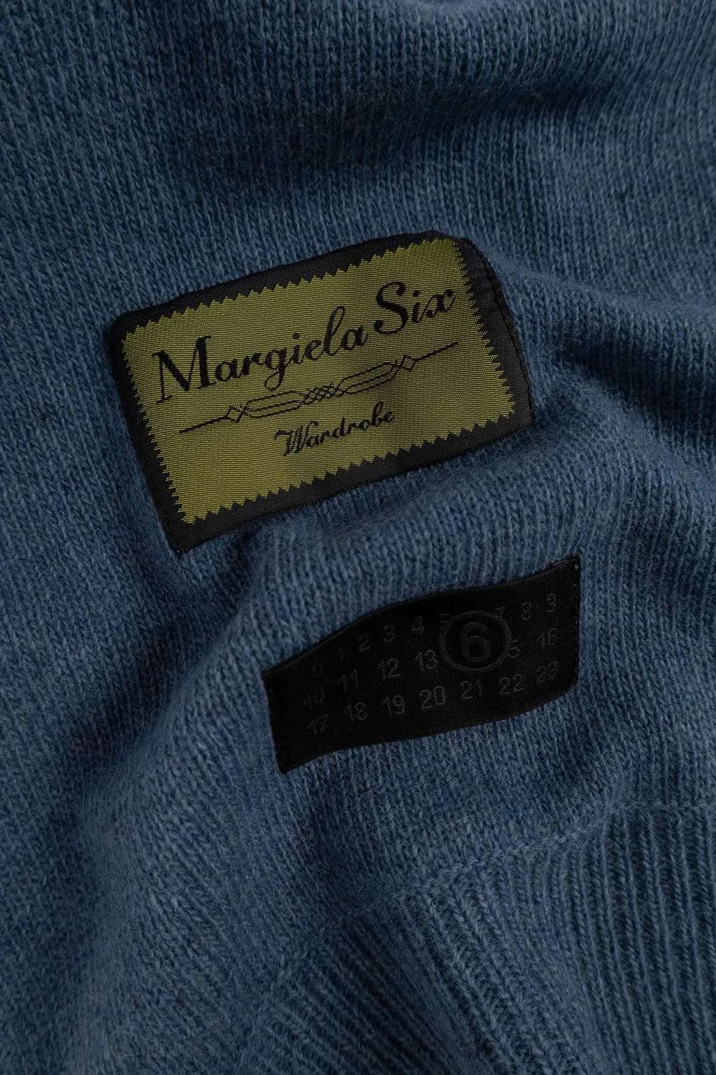 Mm6 Maison Margiela Logo Patch Knitted Scarf