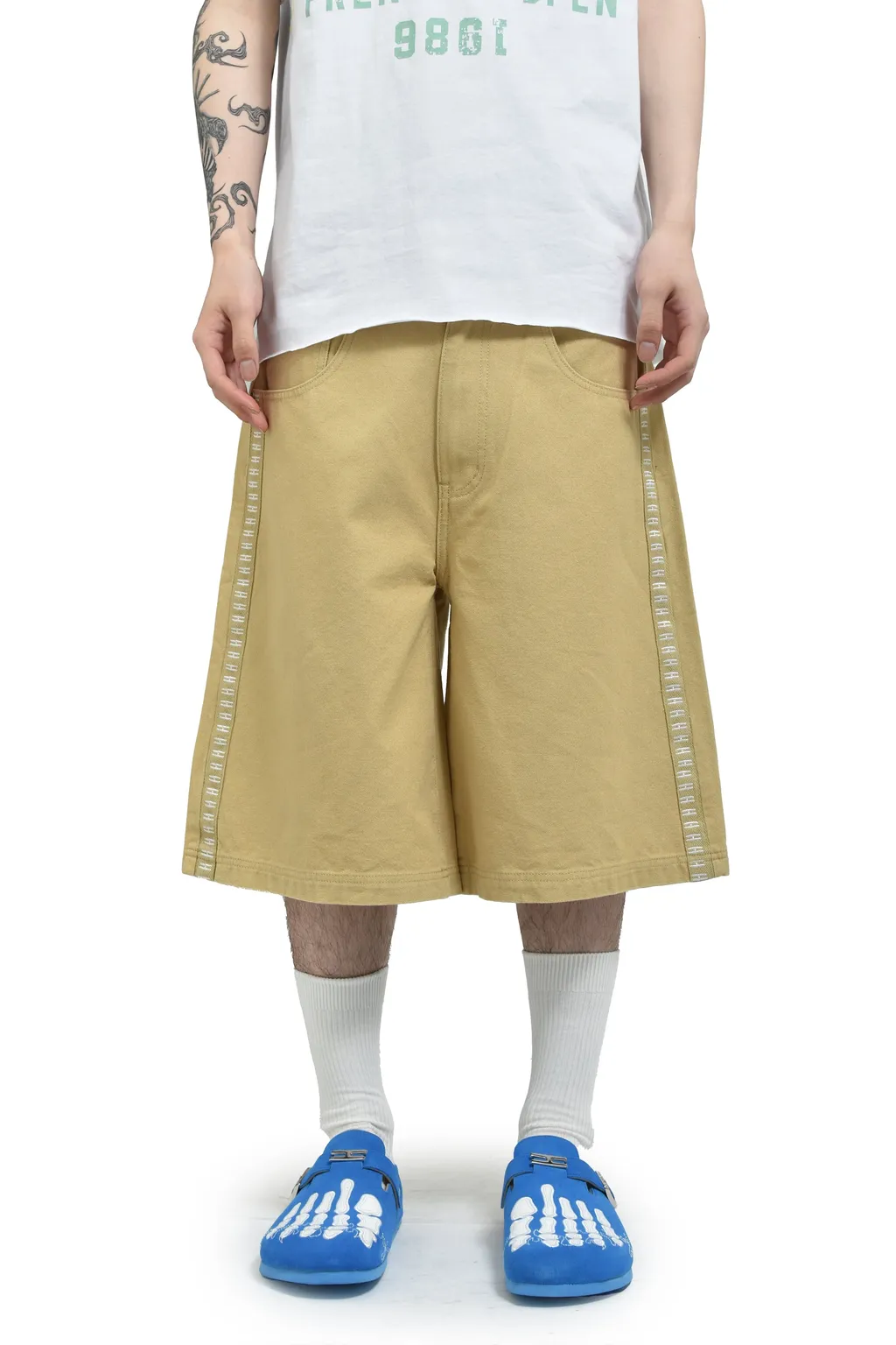 Dune Khaki Shorts / Kha