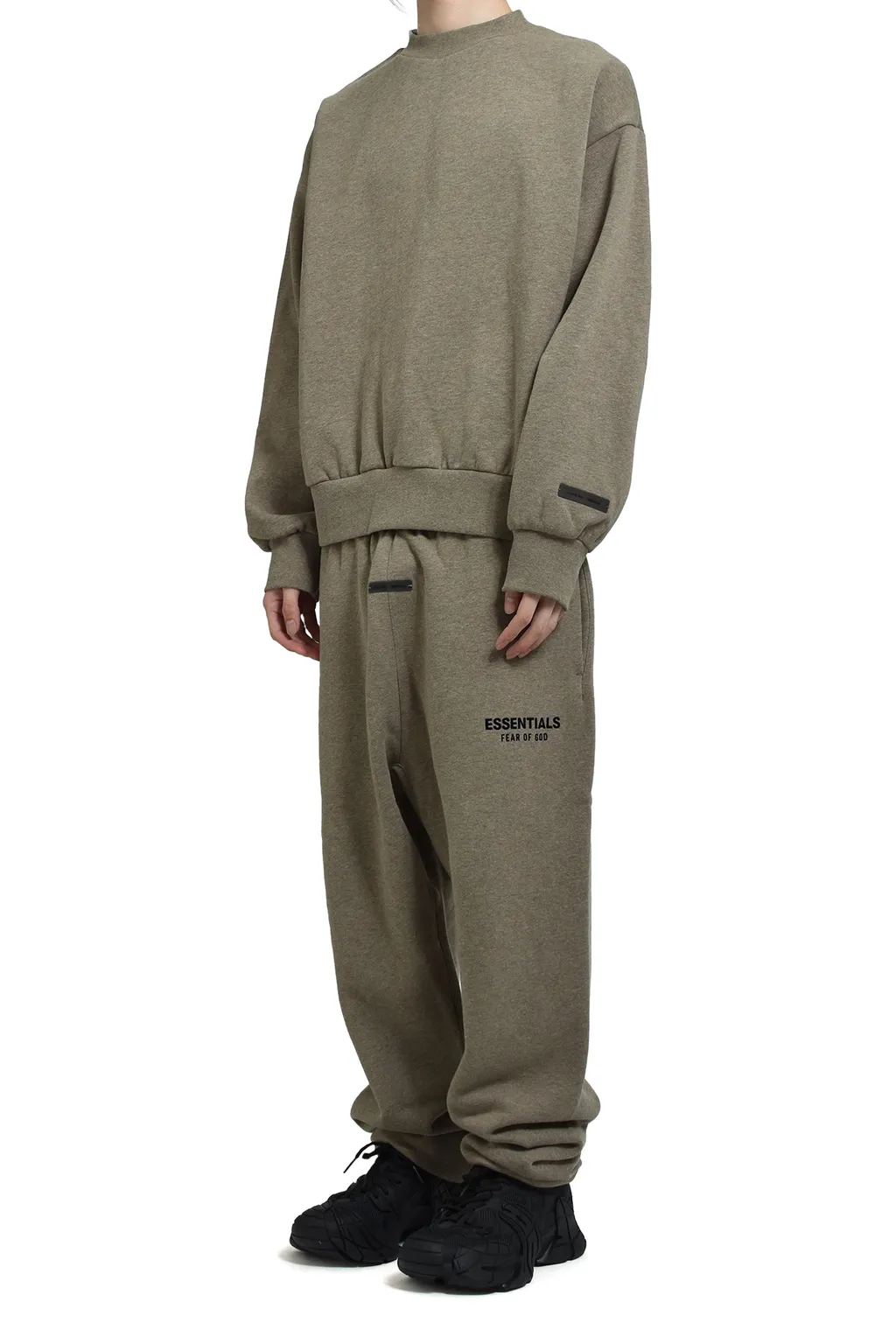 Classic Fit Fleece Crewneck / Homestead Heather