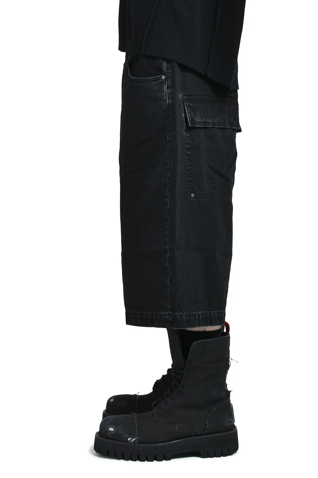 Spar Shorts / Magnetite