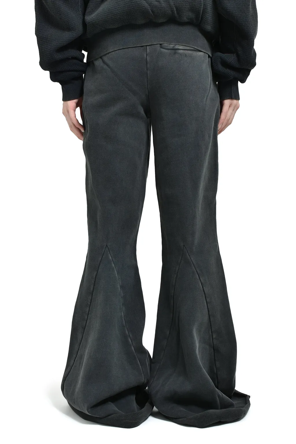 Heavy Flare / Washed Black