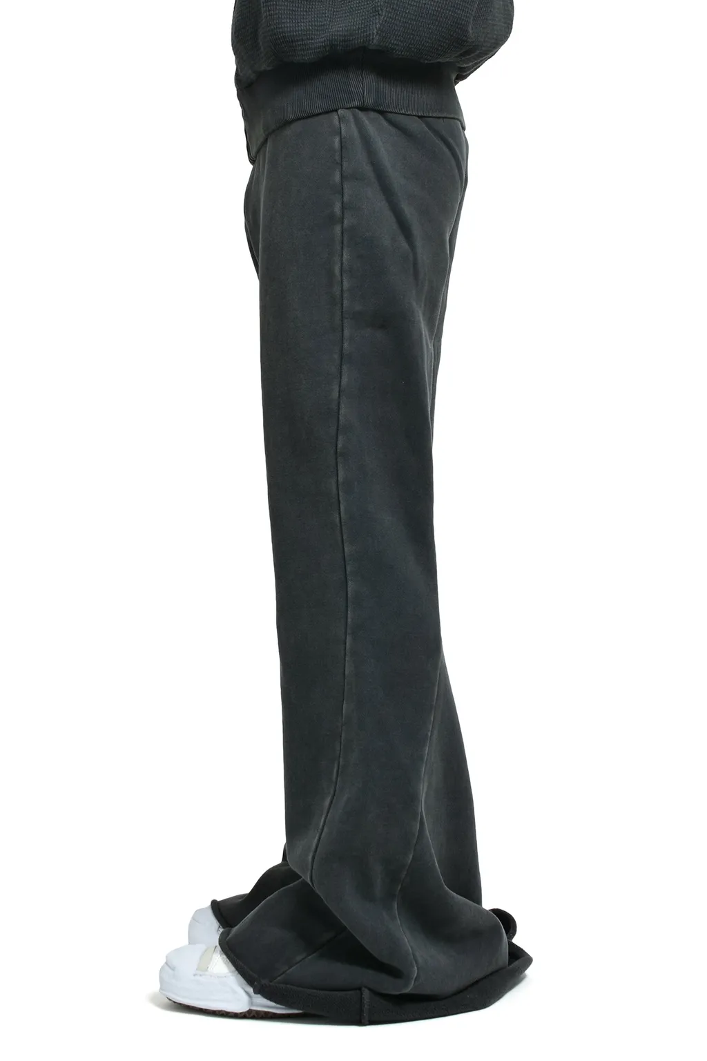Heavy Flare / Washed Black