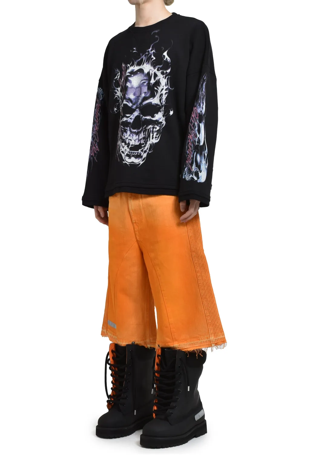Skull Longsleeve / Blk