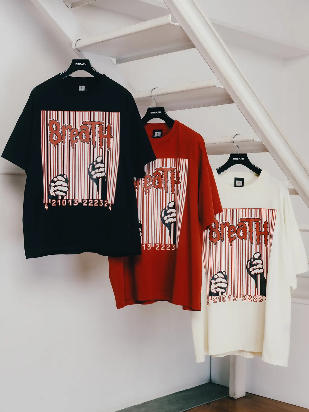 Free Logo Tee / Cre