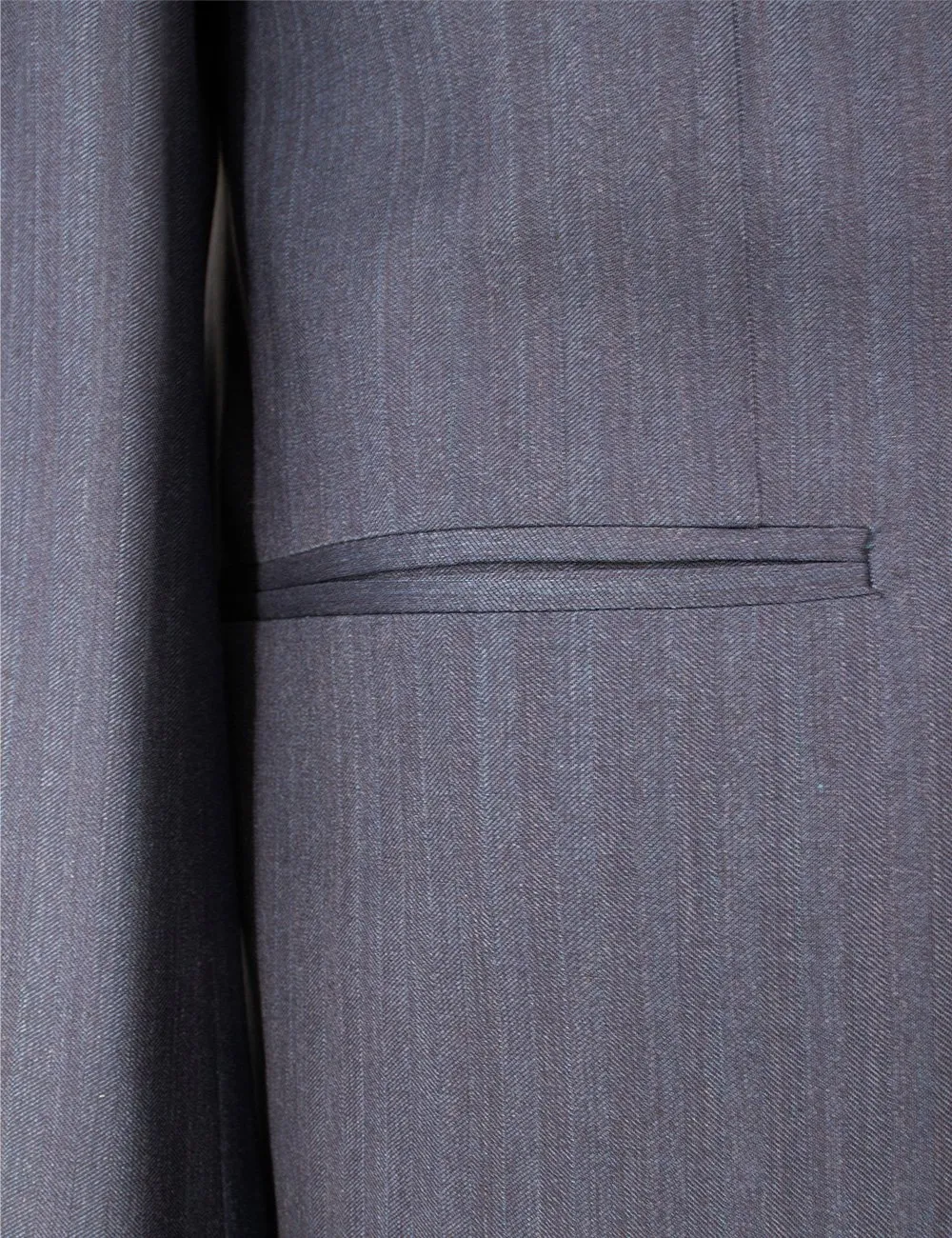 Kiton Single Breasted Regular Fit Suit