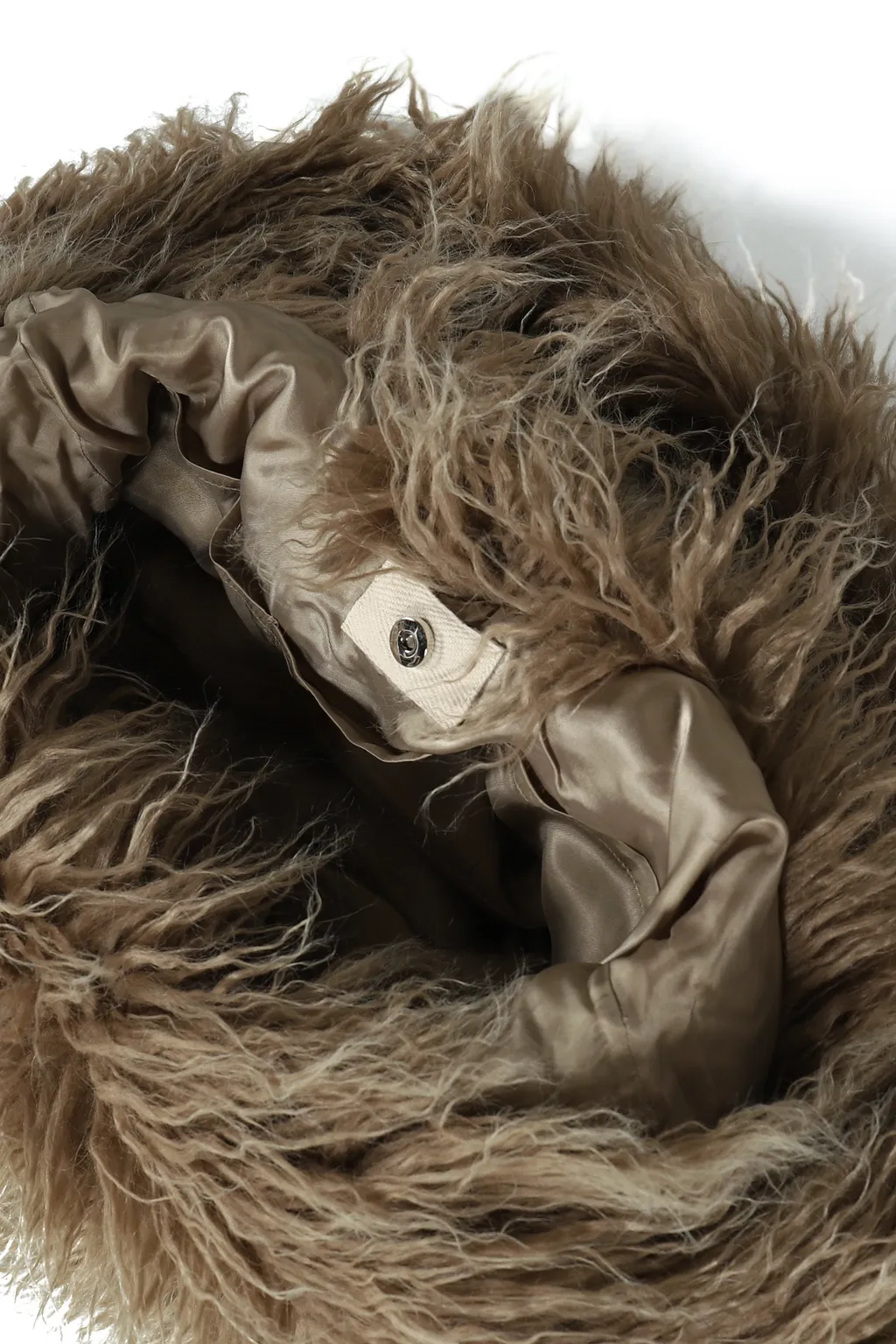 Hairy Fur Shoulder Bag / Bei