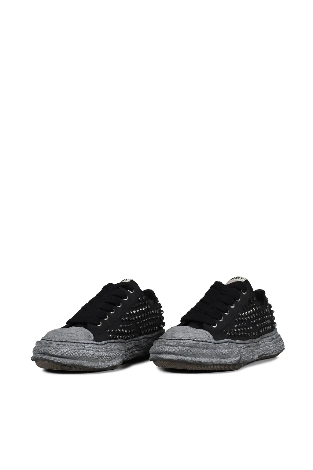 Peterson 23 Studded Low / Blk Blk