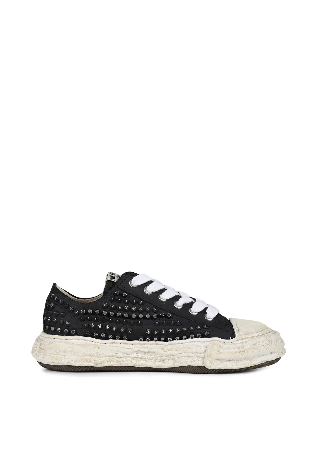 Peterson 23 Studded Low / Black