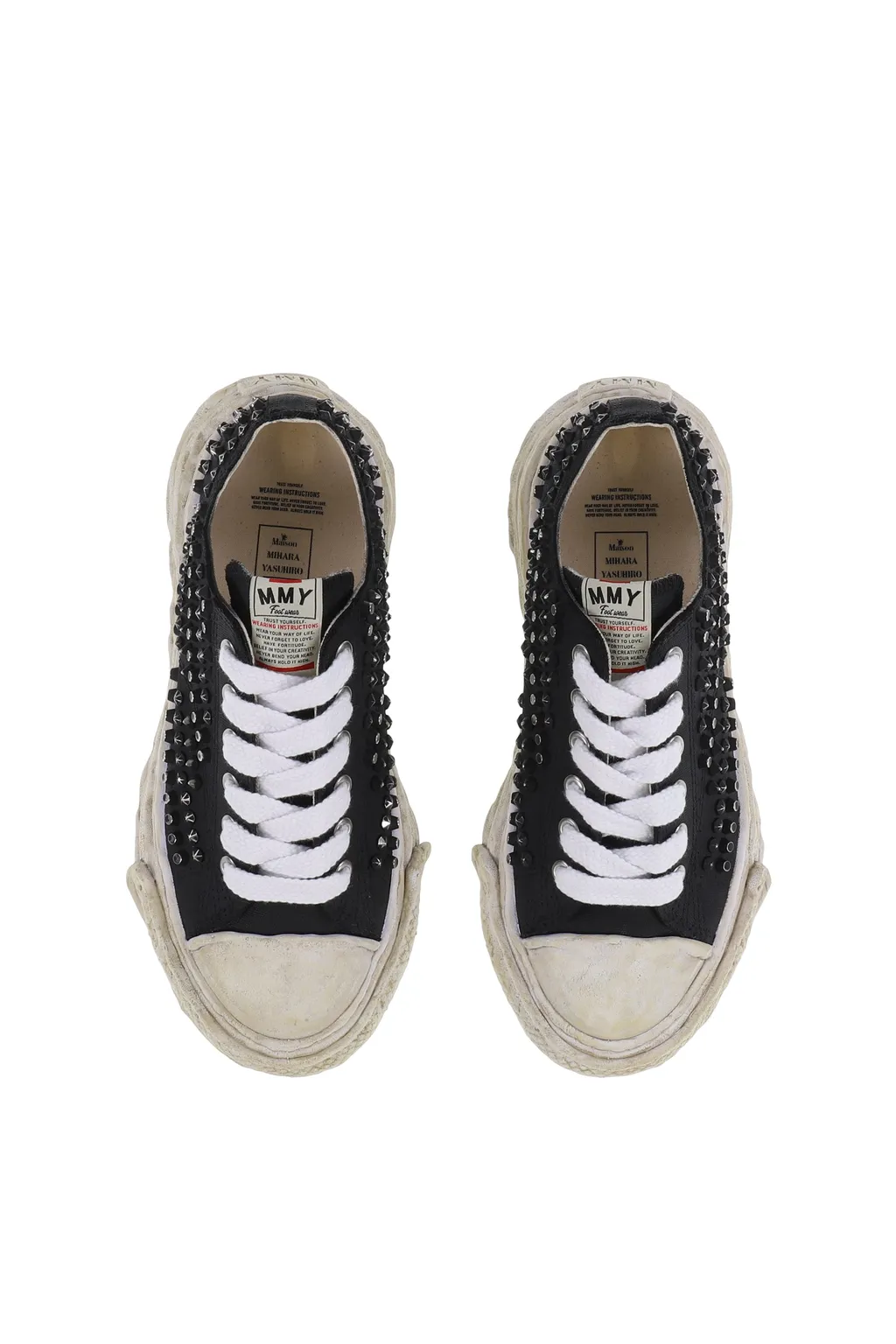 Peterson 23 Studded Low / Black