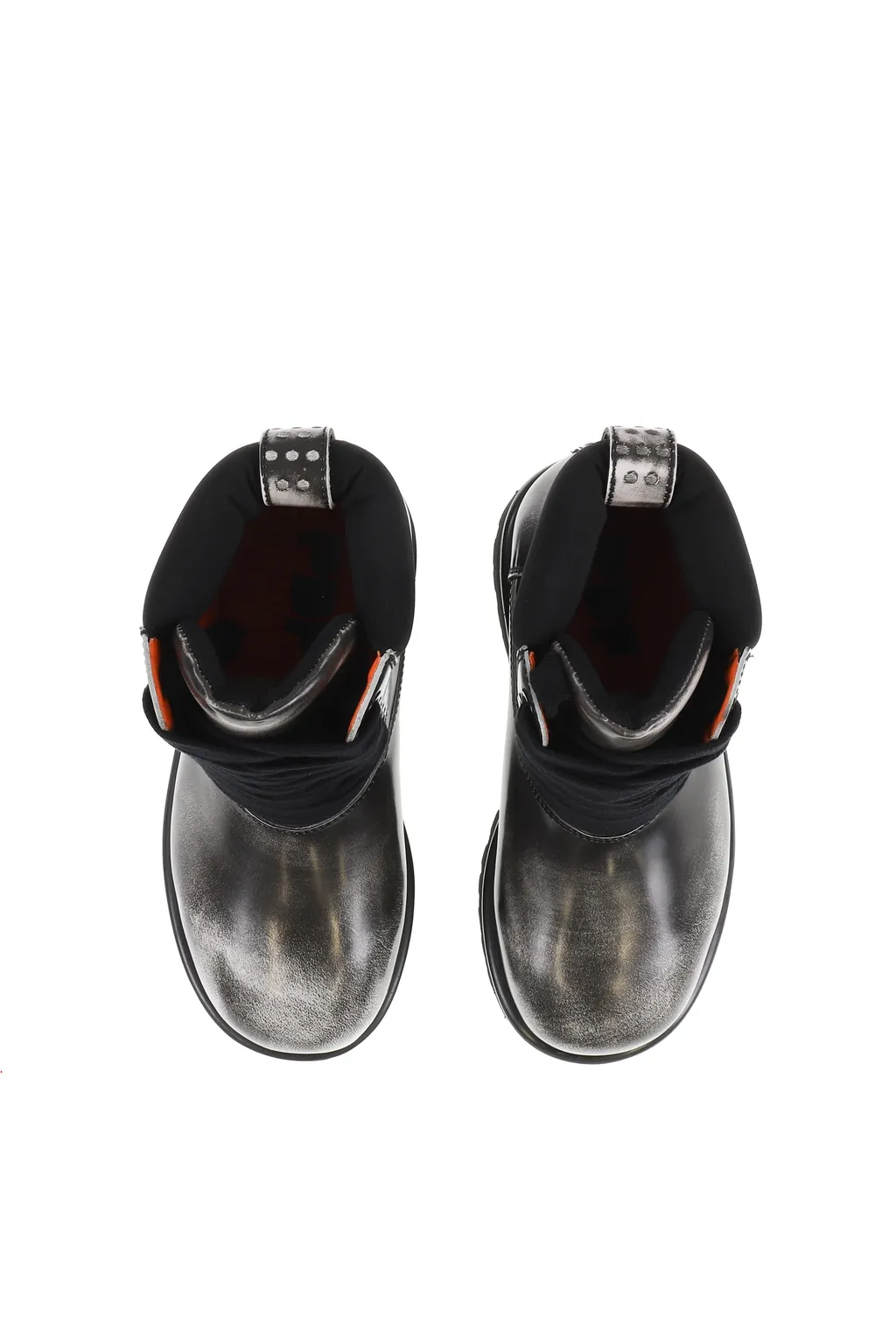 Strada G Brushed / Black