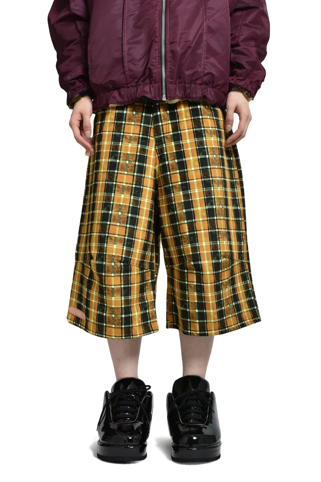 Knee Short / Yel