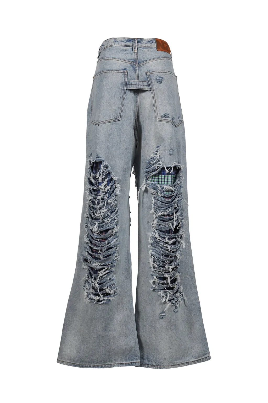 Distressed Jeans / Denim