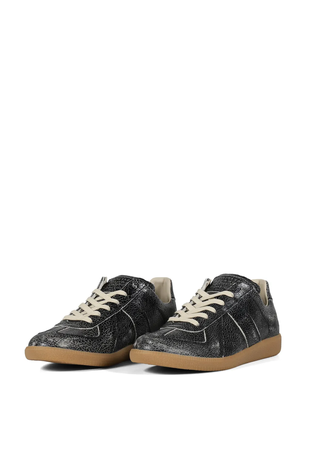 Replica / Blk Wht