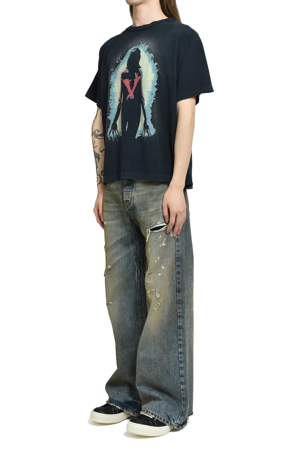 V T-Shirt / Black