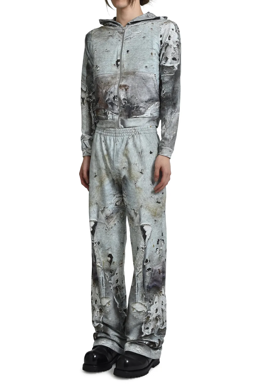 Worn Out White Hoodie / Wht