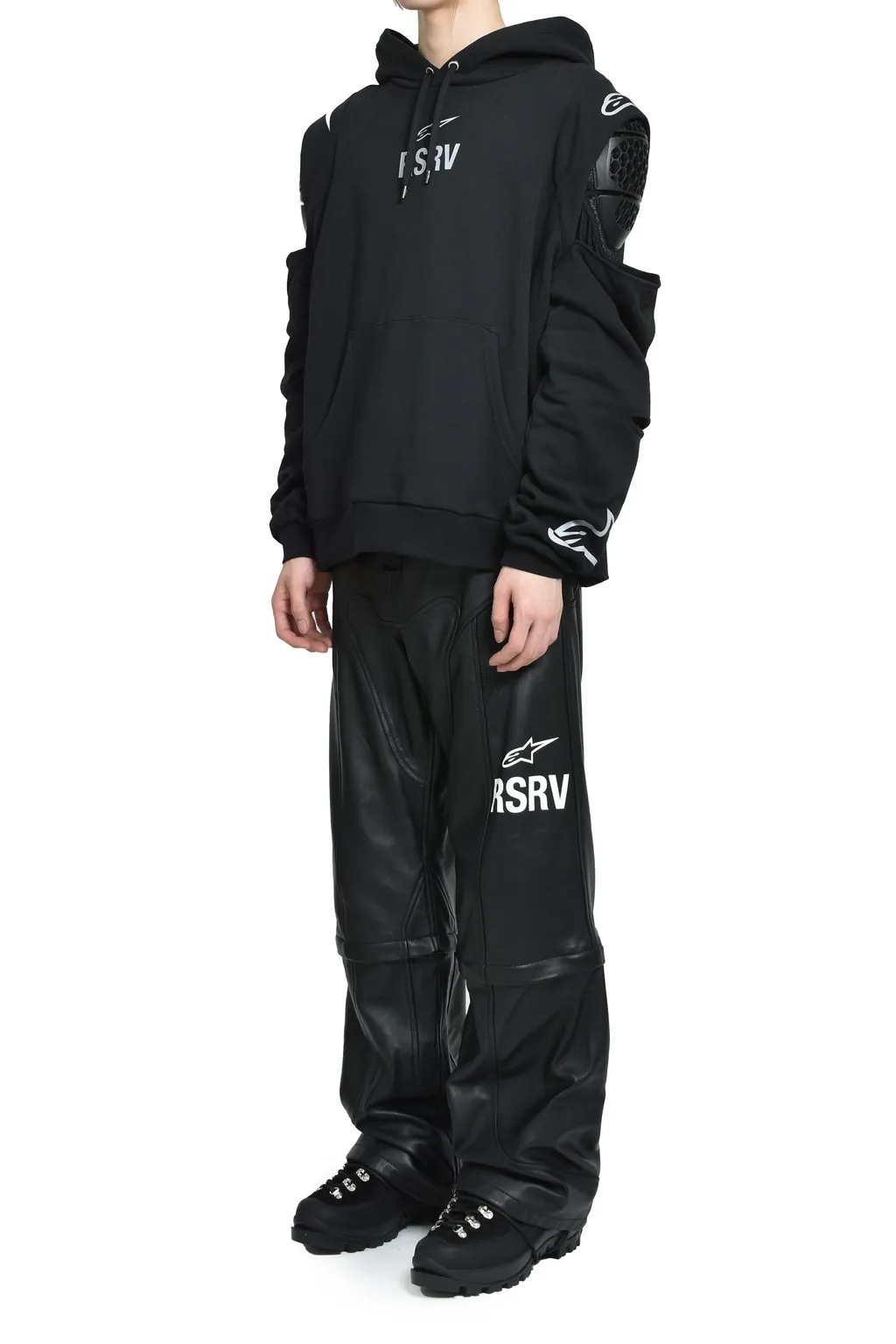 Armor Hoodie / Black