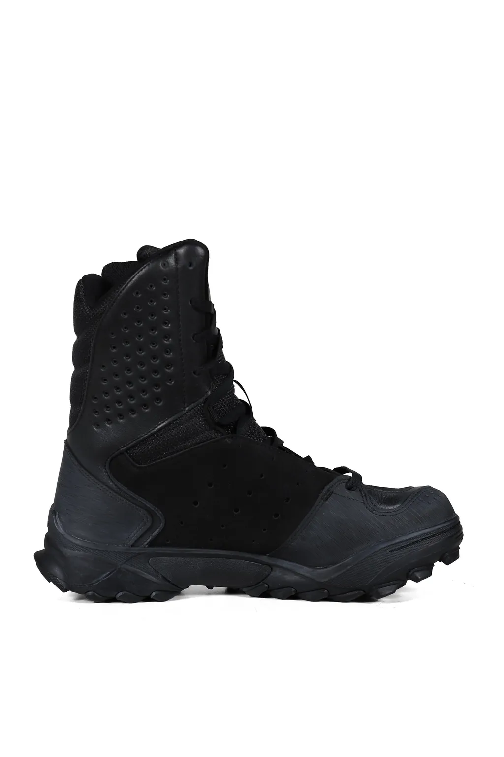 Gsg9 Boot Tc / Core Blk/Crm Wht