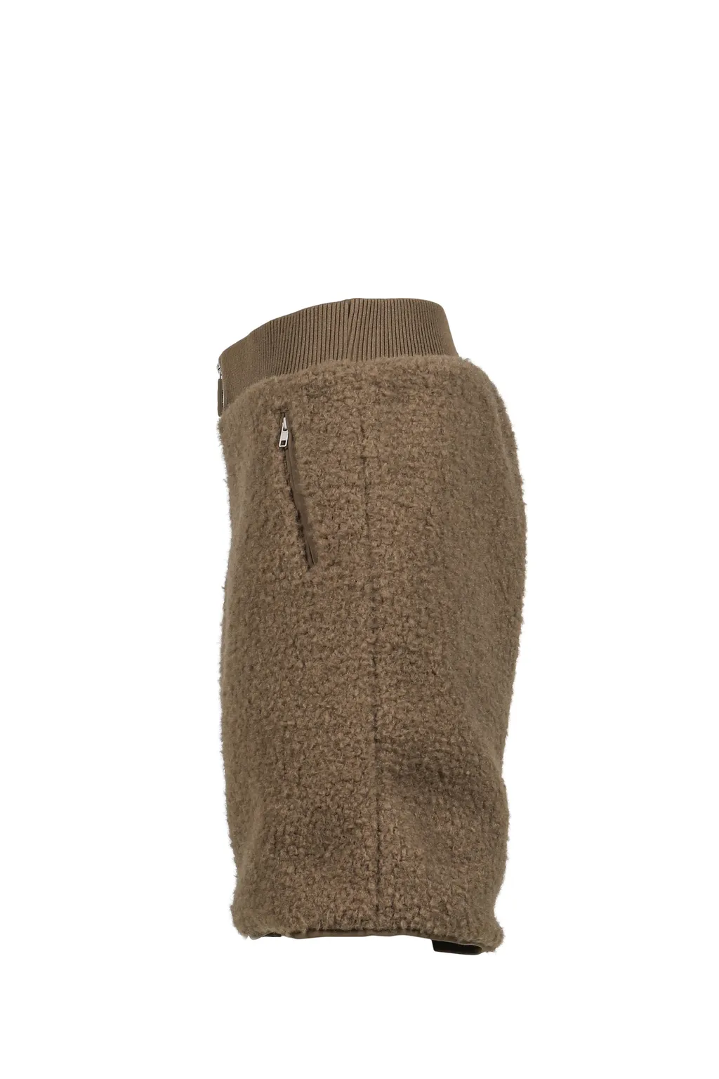 Ef Short / Bison