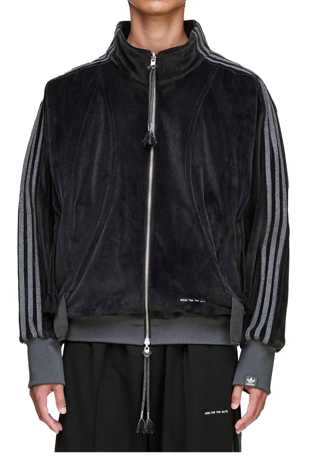 Adi006 Tt / Blk