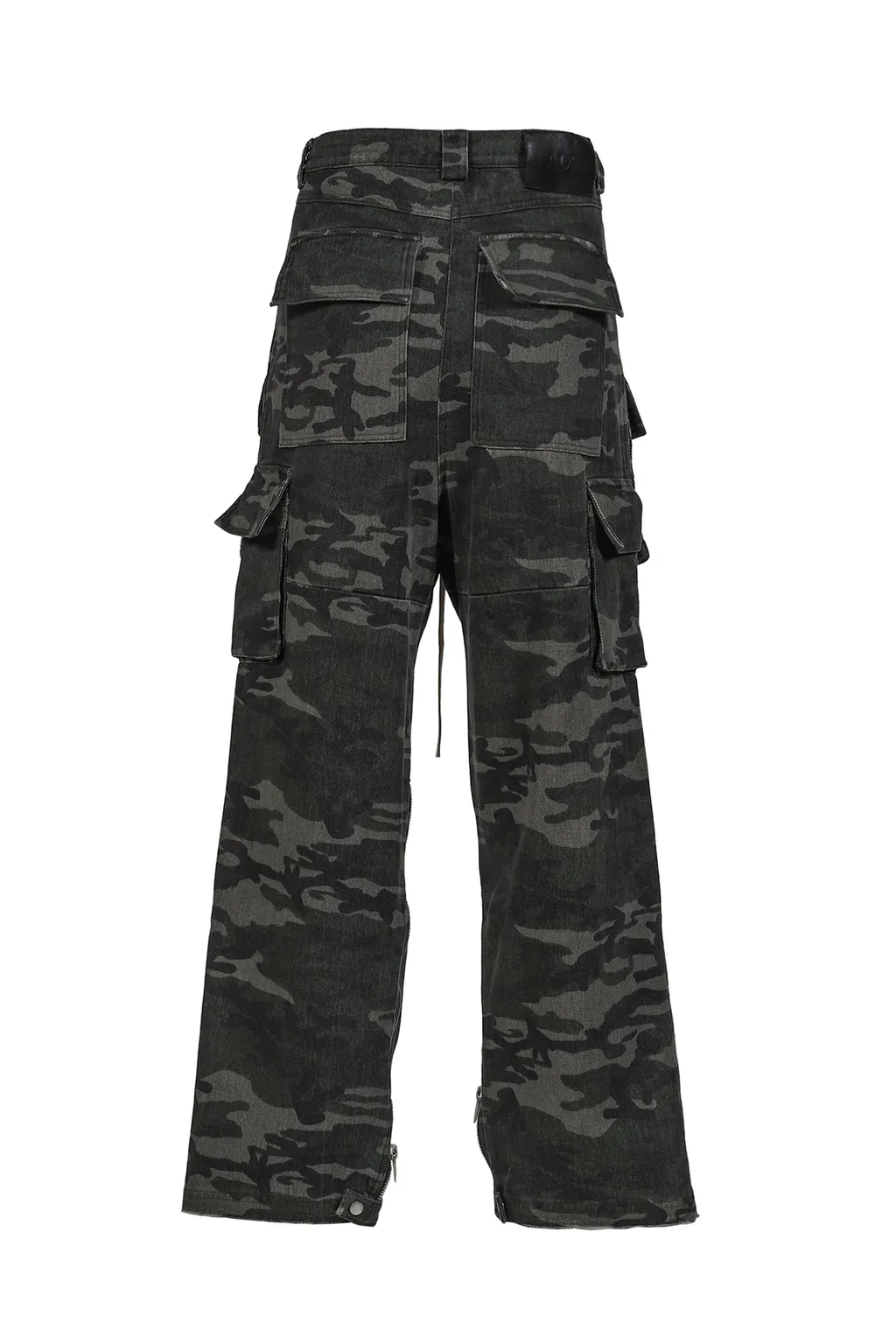 Camo Cargo Pants / Woodlan Camo