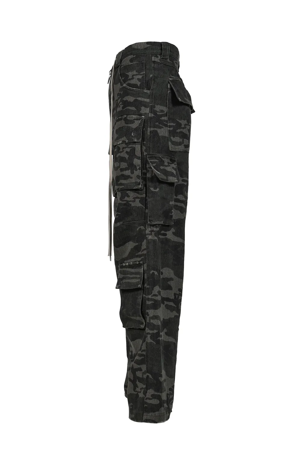 Camo Cargo Pants / Woodlan Camo