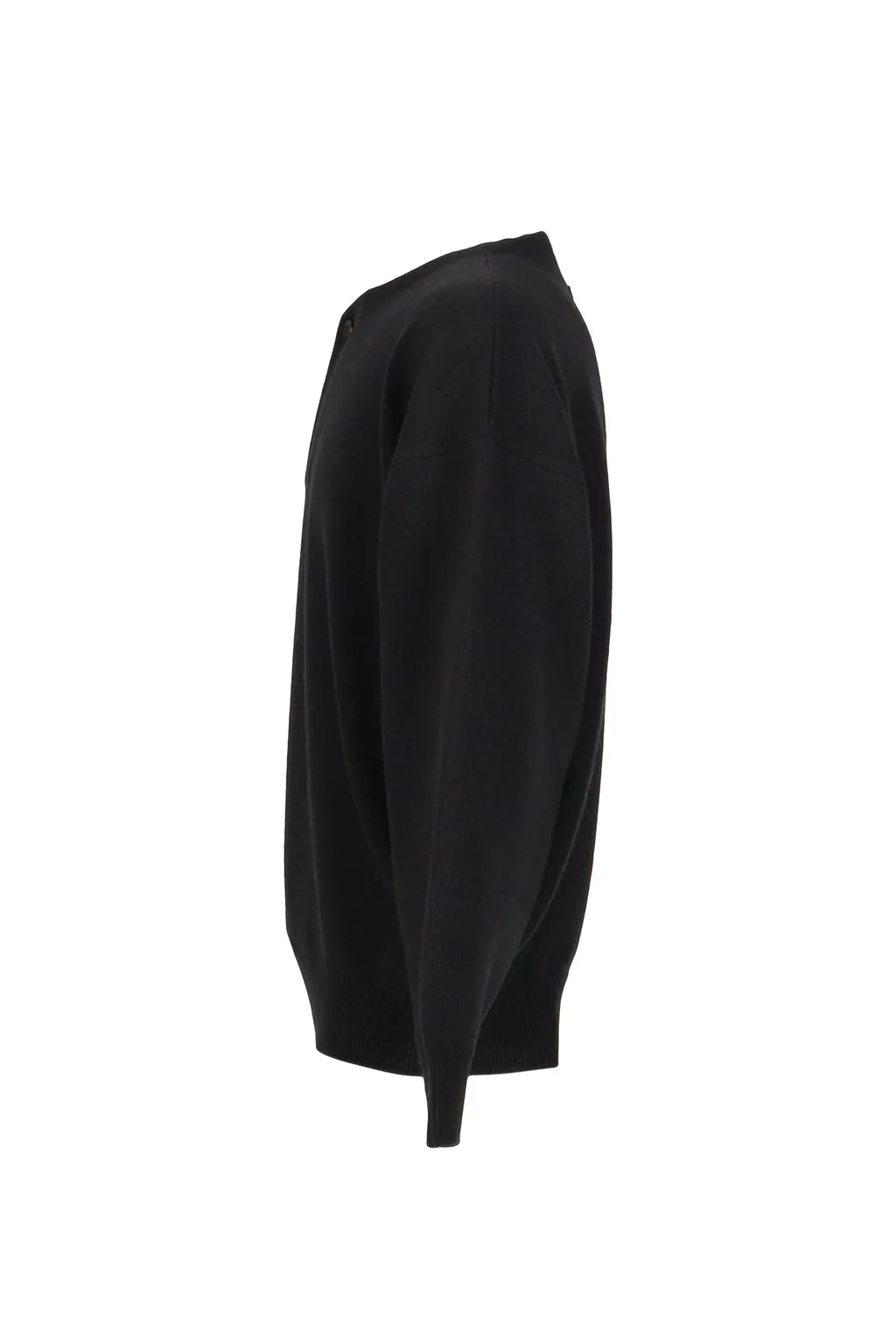Henley Sweater / Black