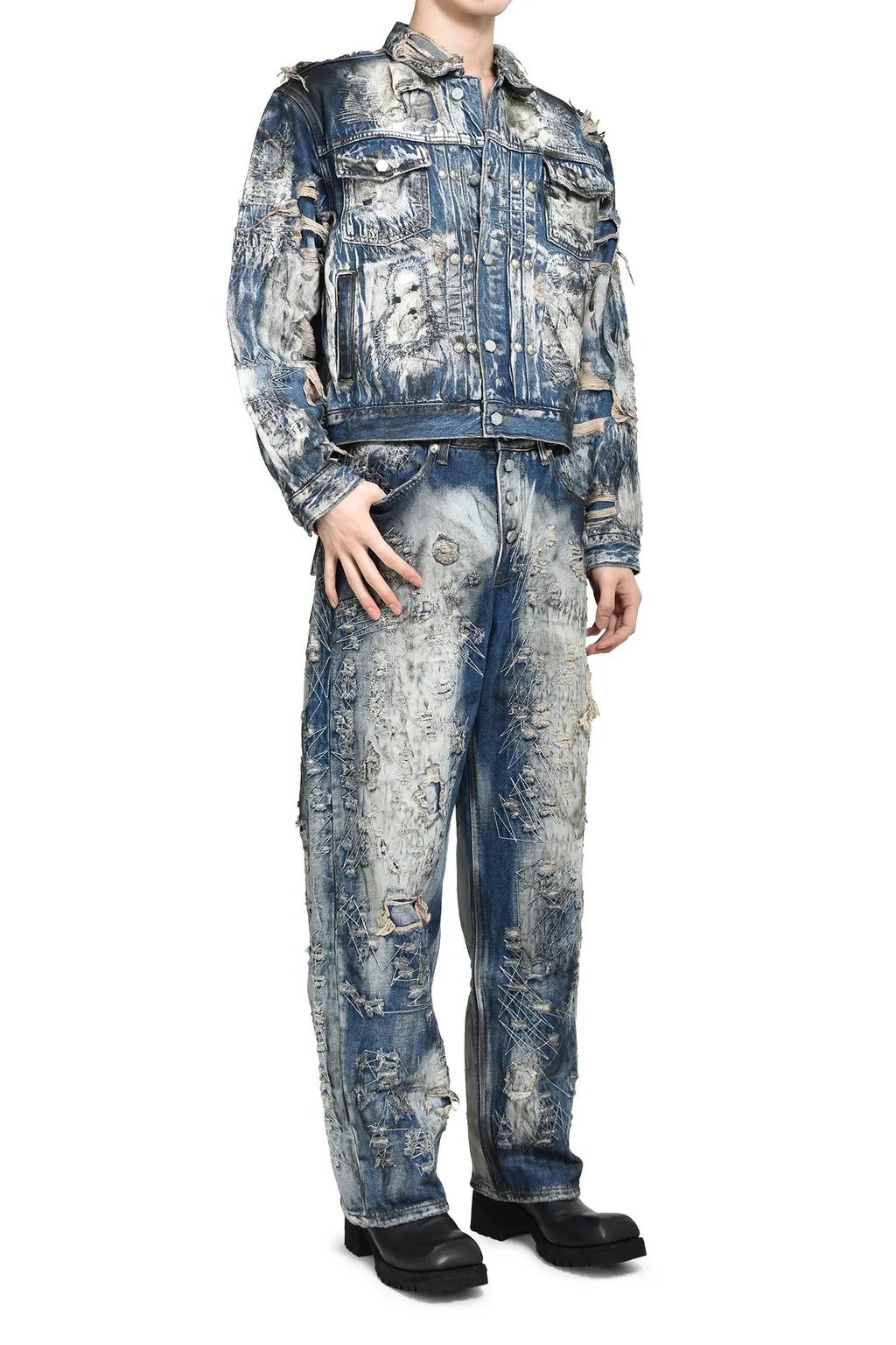 Hard-Washed Damaged Denim Jacket / Blu