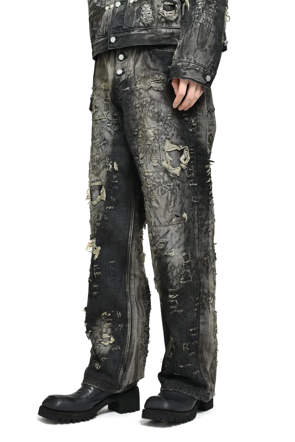 Hard-Washed Damaged Denim Pants / Blk