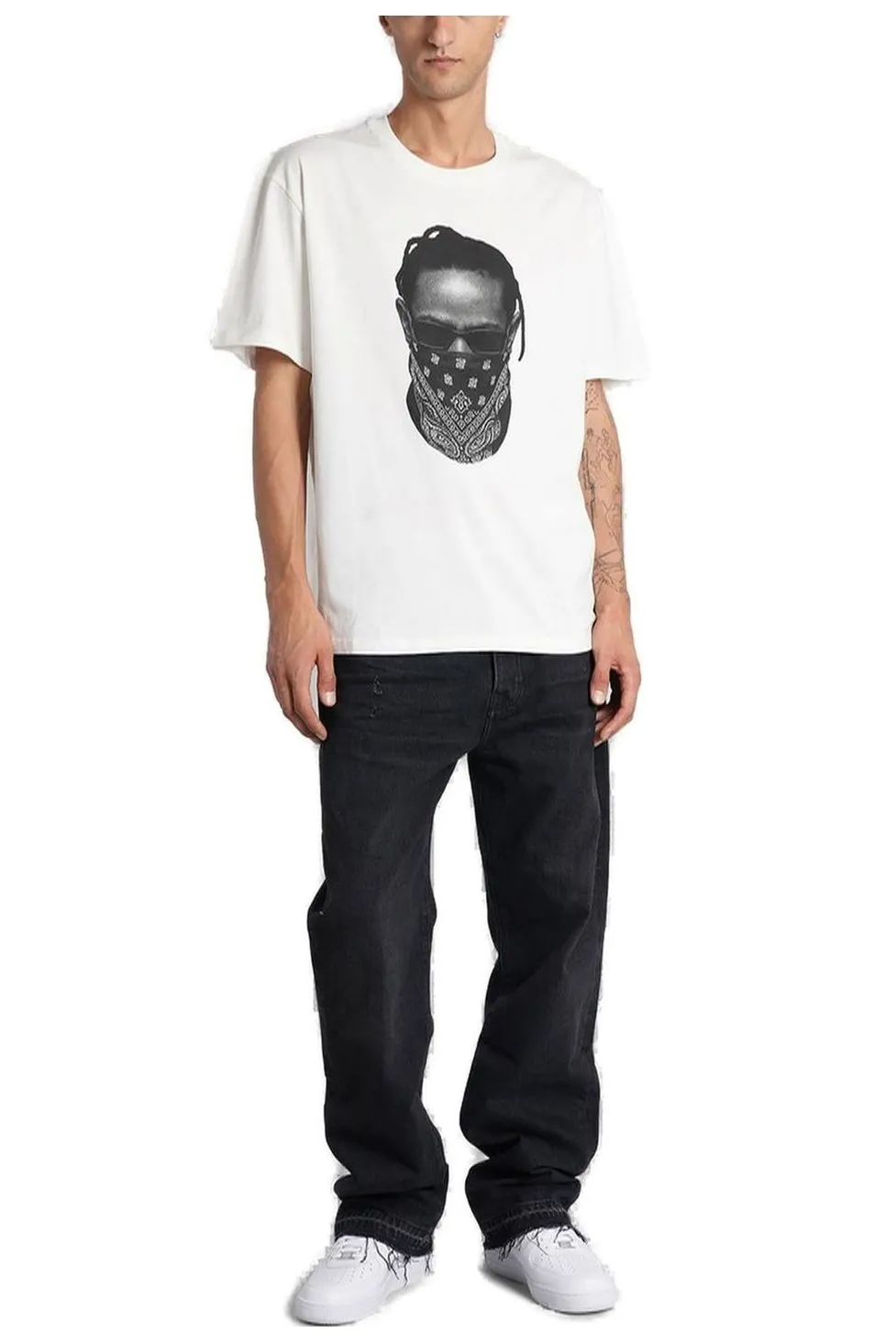 Ih Nom Uh Nit Graphic Printed Crewneck T-Shirt