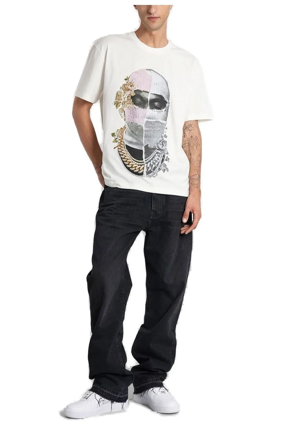 Ih Nom Uh Nit Graphic Printed Crewneck T-Shirt