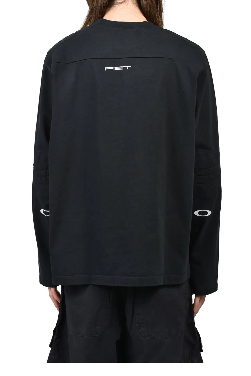 Padded Long Sleeve T-Shirt / Blk