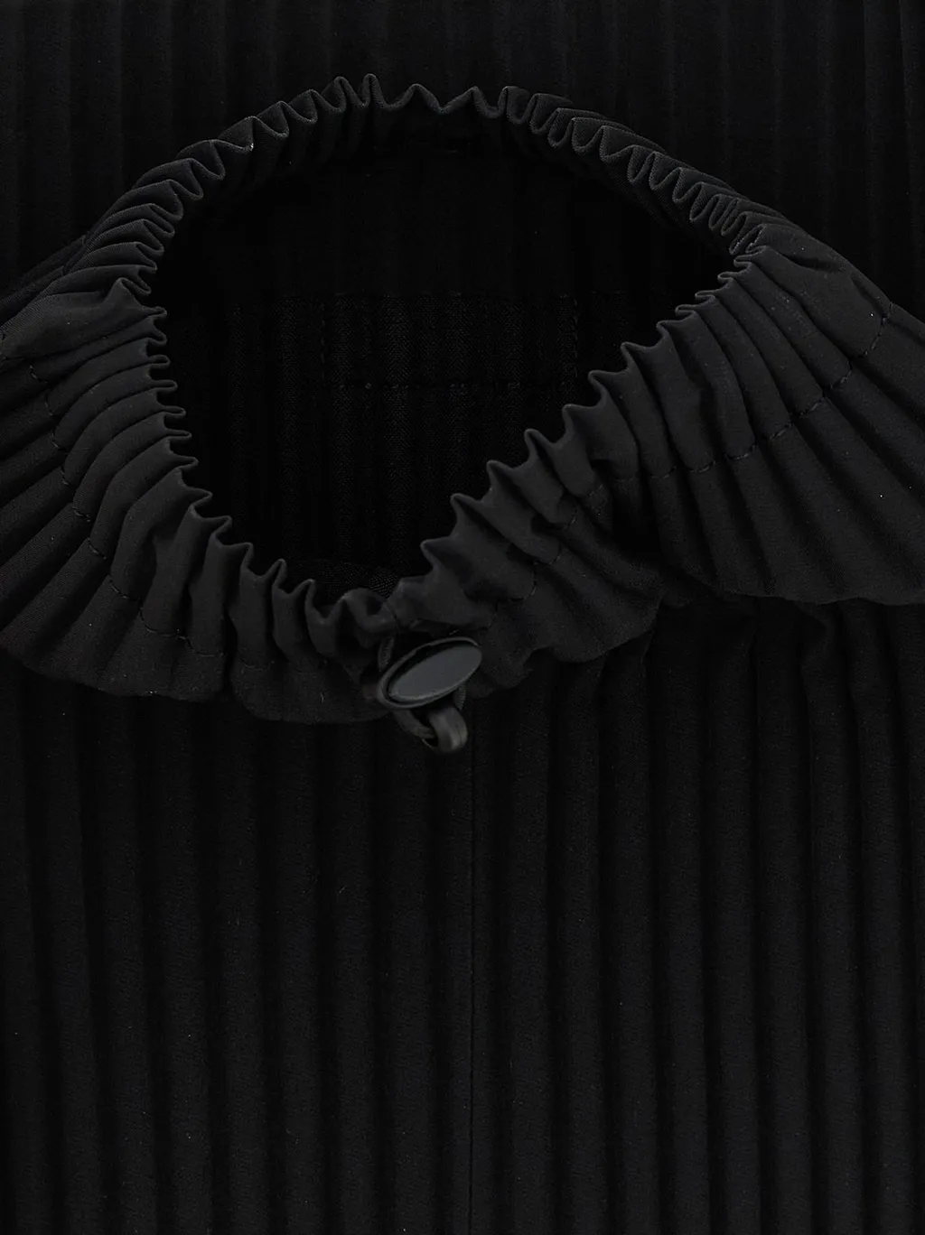 Homme Plissé Issey Miyake Pocket Pleated Shoulder Bag