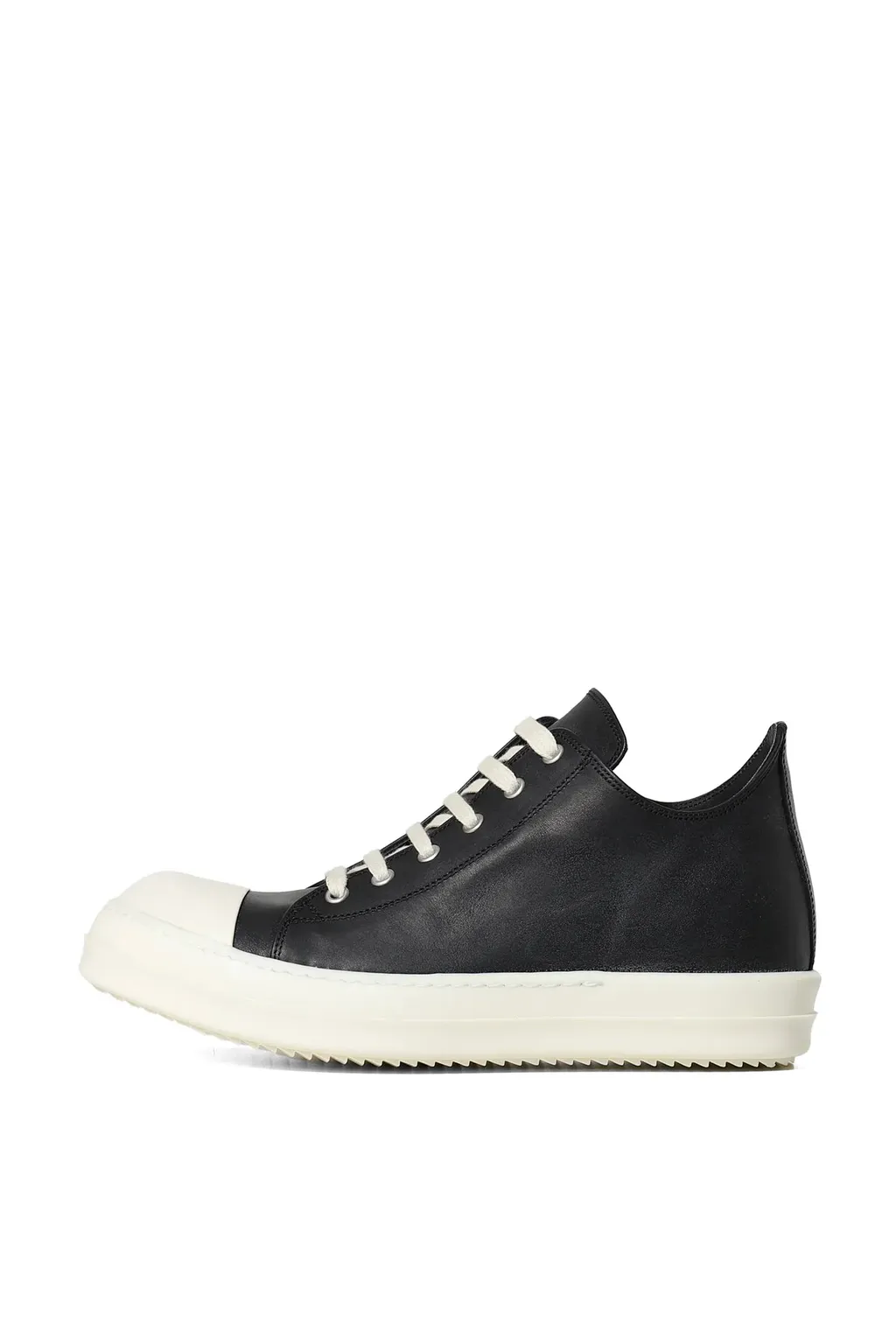 Low Sneaks / Black/Milk/Milk