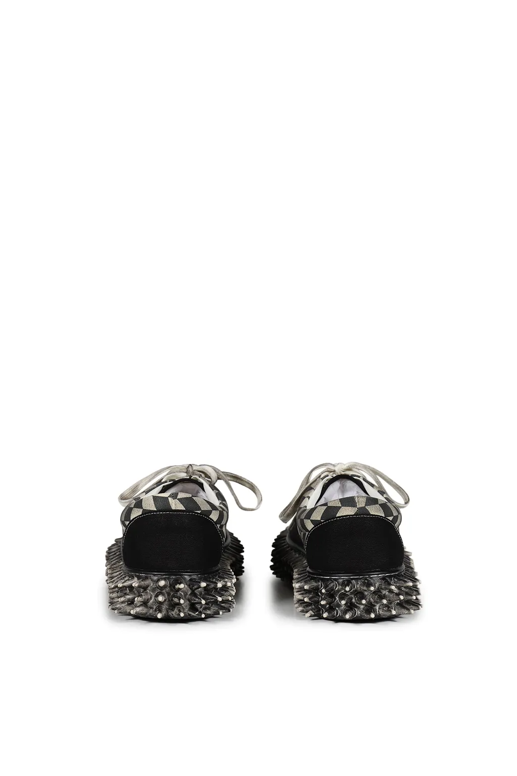 Dirty Spike Canvas Sneaker / Blk