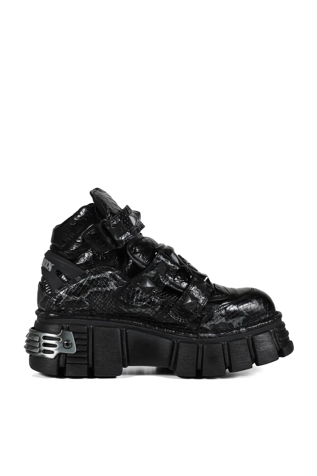 Stud Tower Boot / Blk