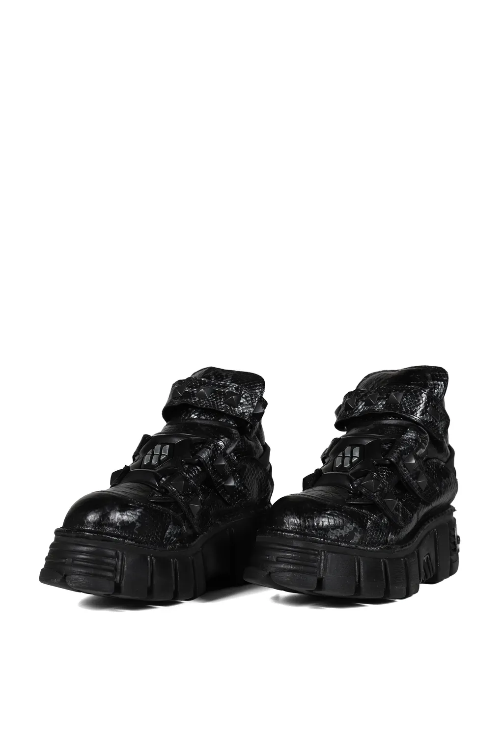 Stud Tower Boot / Blk