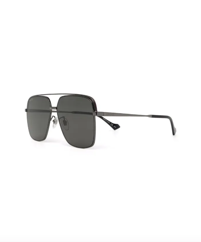Gucci Eyewear Navigator Frame Sunglasses