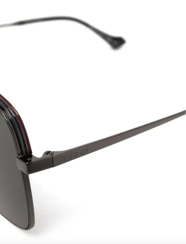Gucci Eyewear Navigator Frame Sunglasses